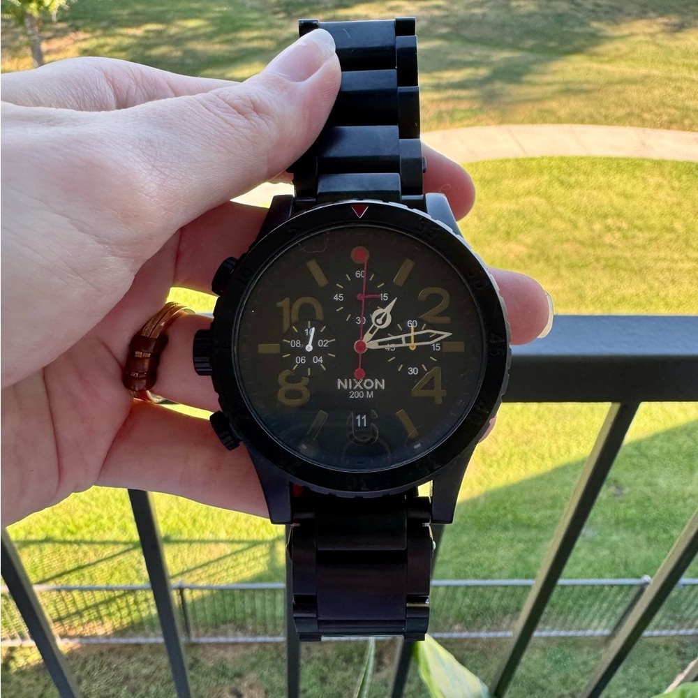 Nixon keep it fresh the 48-20 chrono 200m stainless steel japan movement 13C